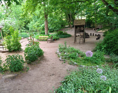 Unser grüne Garten lädt zu Festen ein