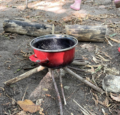 Matschküche im Garten